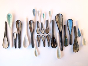 porcelain and stoneware spoons 